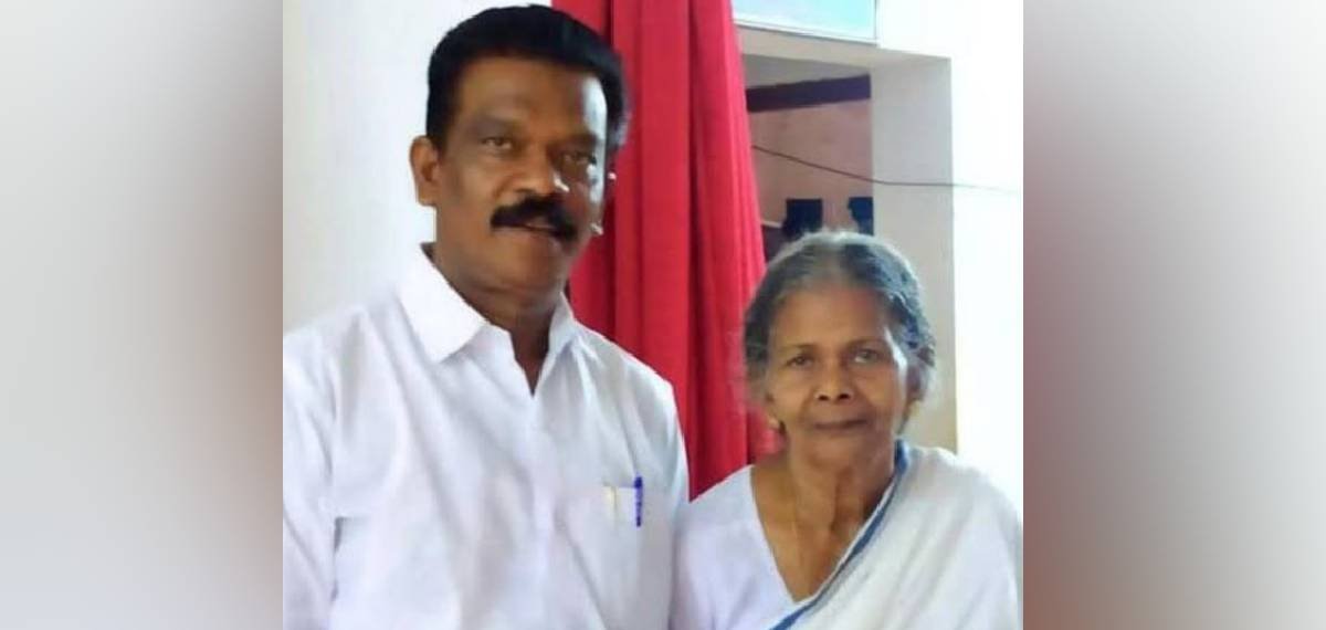 mp radha krishnan mom