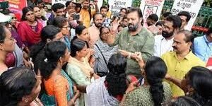 asha workers with suresh gopi
