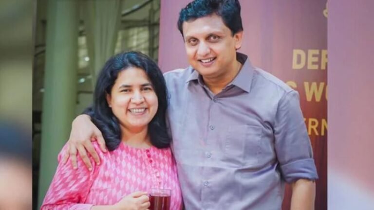 muhammed-riyas-veena-vijayan